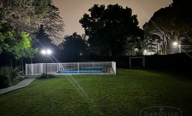 IMPECABLE QUINTA PARA EVENTOS O FIN DE SEMANA EN GLEW