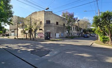 Galpón - Depósito  de 373 m2. en Lanús - VENTA