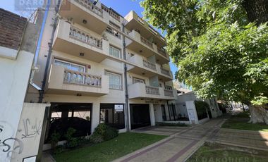 Departamento DE 3 AMBIENTES MAS ESCRITORIO EN DUPLEX