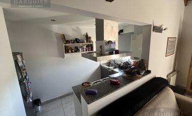 Departamento DE 3 AMBIENTES MAS ESCRITORIO EN DUPLEX