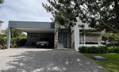 Casa en Venta Altos de Hudson 2 de 3 dormitorios, parque y pileta