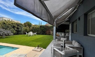 Casa en Venta Altos de Hudson 2 de 3 dormitorios, parque y pileta