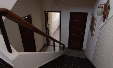 Casa de tres dormitorios con local comercial y quincho | San Carlos de Bolívar