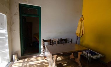 Casa de tres dormitorios con local comercial y quincho | San Carlos de Bolívar
