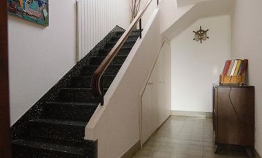 Casa de tres dormitorios con local comercial y quincho | San Carlos de Bolívar