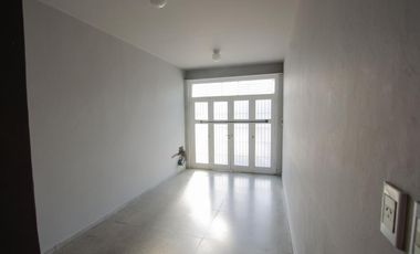 Casa de tres dormitorios con local comercial y quincho | San Carlos de Bolívar
