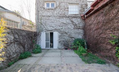 Casa de tres dormitorios con local comercial y quincho | San Carlos de Bolívar