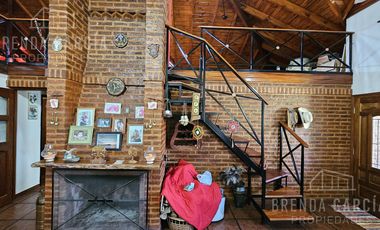 Casa En Venta En Barrio Cerrado