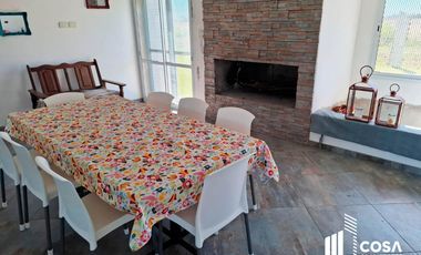 Venta Casa 2 dormitorios con jardín y piscina Oliveros Santa Fe