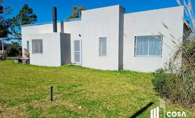 Venta Casa 2 dormitorios con jardín y piscina Oliveros Santa Fe