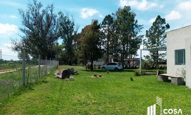 Venta Casa 2 dormitorios con jardín y piscina Oliveros Santa Fe