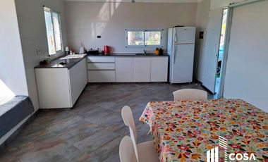 Venta Casa 2 dormitorios con jardín y piscina Oliveros Santa Fe