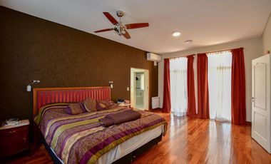 Casa en Venta en Juan Maria Gutierrez