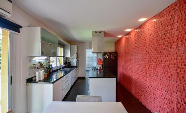 Casa en Venta en Juan Maria Gutierrez