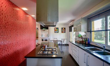 Casa en Venta en Juan Maria Gutierrez