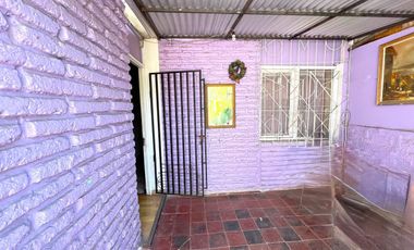 ACOGEDORA CASA EN VENTA EN MACUL