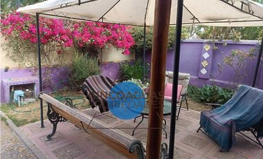 casa esquina en Ñuñoa, excelente ubicación.