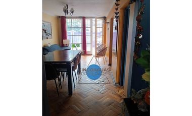 casa esquina en Ñuñoa, excelente ubicación.