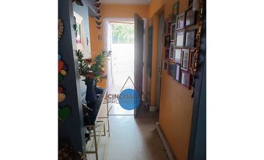 casa esquina en Ñuñoa, excelente ubicación.
