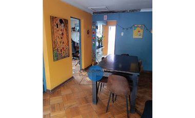 casa esquina en Ñuñoa, excelente ubicación.