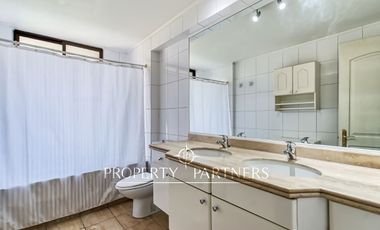 Excelente y amplio departamento en barrio residencial, Colegio Alemán