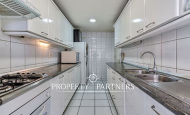 Excelente y amplio departamento en barrio residencial, Colegio Alemán