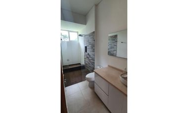 VENDO CASA CAMPESTRE, CONDOMINIO SANTA TERESITA.