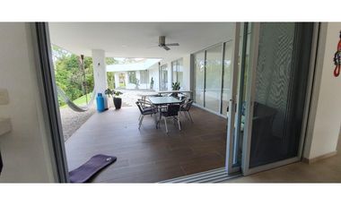 VENDO CASA CAMPESTRE, CONDOMINIO SANTA TERESITA.