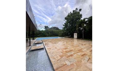 Arriendo Casa espectacular en Villavicencio, Hacienda la primavera, Vereda el Cairo.