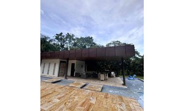 Arriendo Casa espectacular en Villavicencio, Hacienda la primavera, Vereda el Cairo.