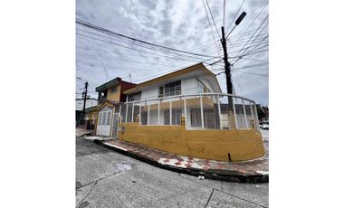 Vendo Casa en Villavicencio, barrio el Emporio.