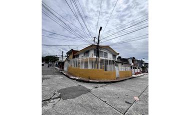 Vendo Casa en Villavicencio, barrio el Emporio.