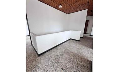 Vendo Casa en Villavicencio, barrio el Emporio.