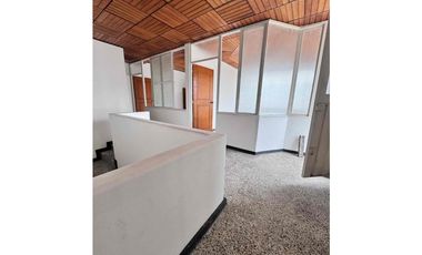 Vendo Casa en Villavicencio, barrio el Emporio.