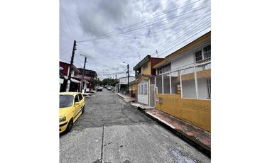 Vendo Casa en Villavicencio, barrio el Emporio.