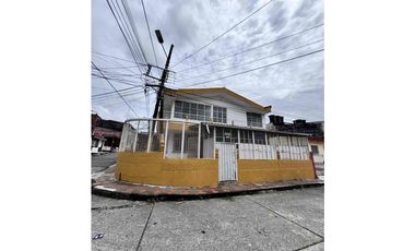 Vendo Casa en Villavicencio, barrio el Emporio.