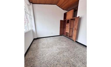 Vendo Casa en Villavicencio, barrio el Emporio.