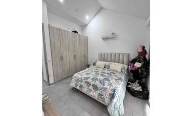 Vendo casa Campestre en Villavicencio, Conjunto Palma Real.