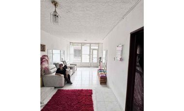 Vendo Casa en Villavicencio de dos plantas, barrio La Esperanza.