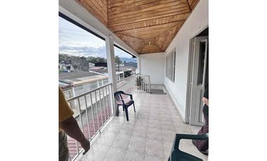 Vendo Casa en Villavicencio de dos plantas, barrio La Esperanza.