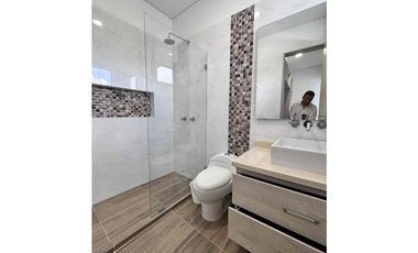 Vendo Casa en Villavicencio, Condominio Campestre la Florida.