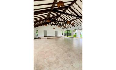 Vendo Lote en vía Villavicencio, Condominio Campestre la Florida