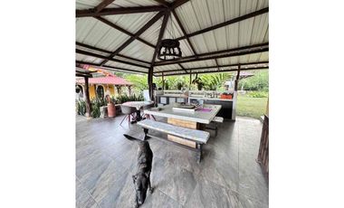 En venta Casa Quinta En Restrepo Caney Alto