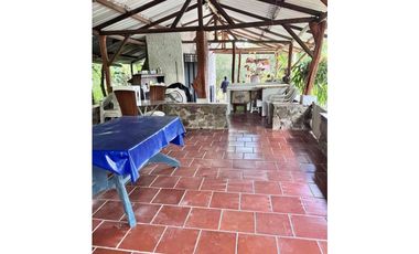 En venta Casa Quinta En Restrepo Caney Alto
