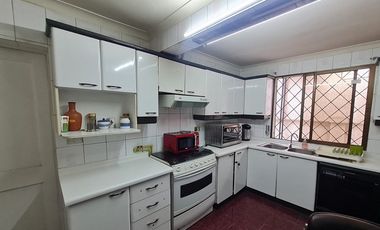 Casa Comercial Ñuñoa | 500m2 | Con Recepción Final
