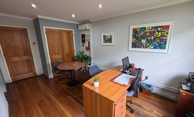 Casa Comercial Ñuñoa | 500m2 | Con Recepción Final