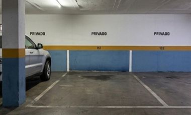 VENTA DE ESTACIONAMIENTO AV. MANQUEHUE NORTE 952