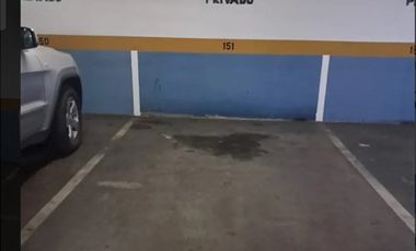 VENTA DE ESTACIONAMIENTO AV. MANQUEHUE NORTE 952