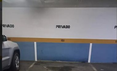 VENTA DE ESTACIONAMIENTO AV. MANQUEHUE NORTE 952