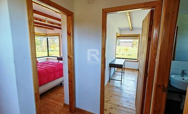 CASA 4 DORMITORIOS CON VISTA AL LAGO Y VOLCANES EN TOTORAL